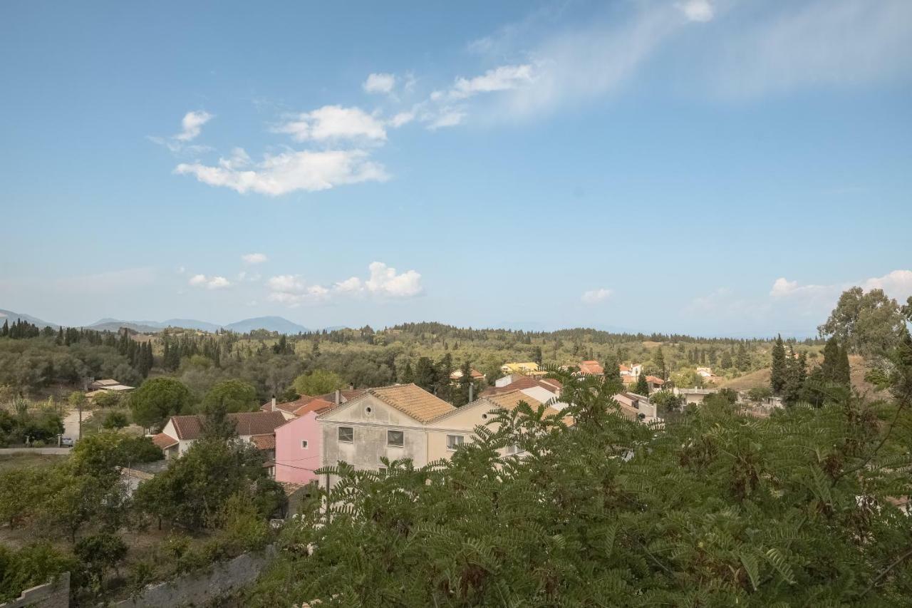 Modern Flat With Beautiful Views In South Of Corfu Apartment Lefkimmi  Bagian luar foto