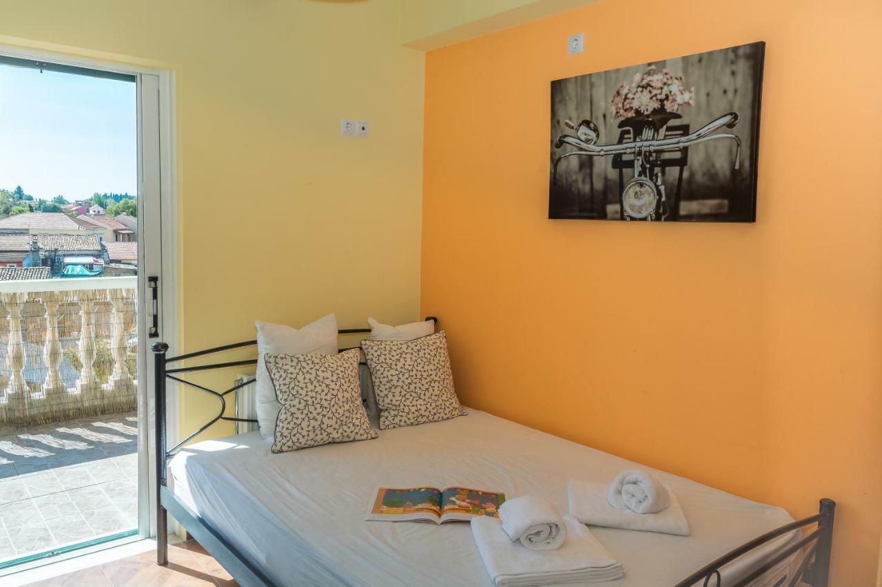 Modern Flat With Beautiful Views In South Of Corfu Apartment Lefkimmi  Bagian luar foto